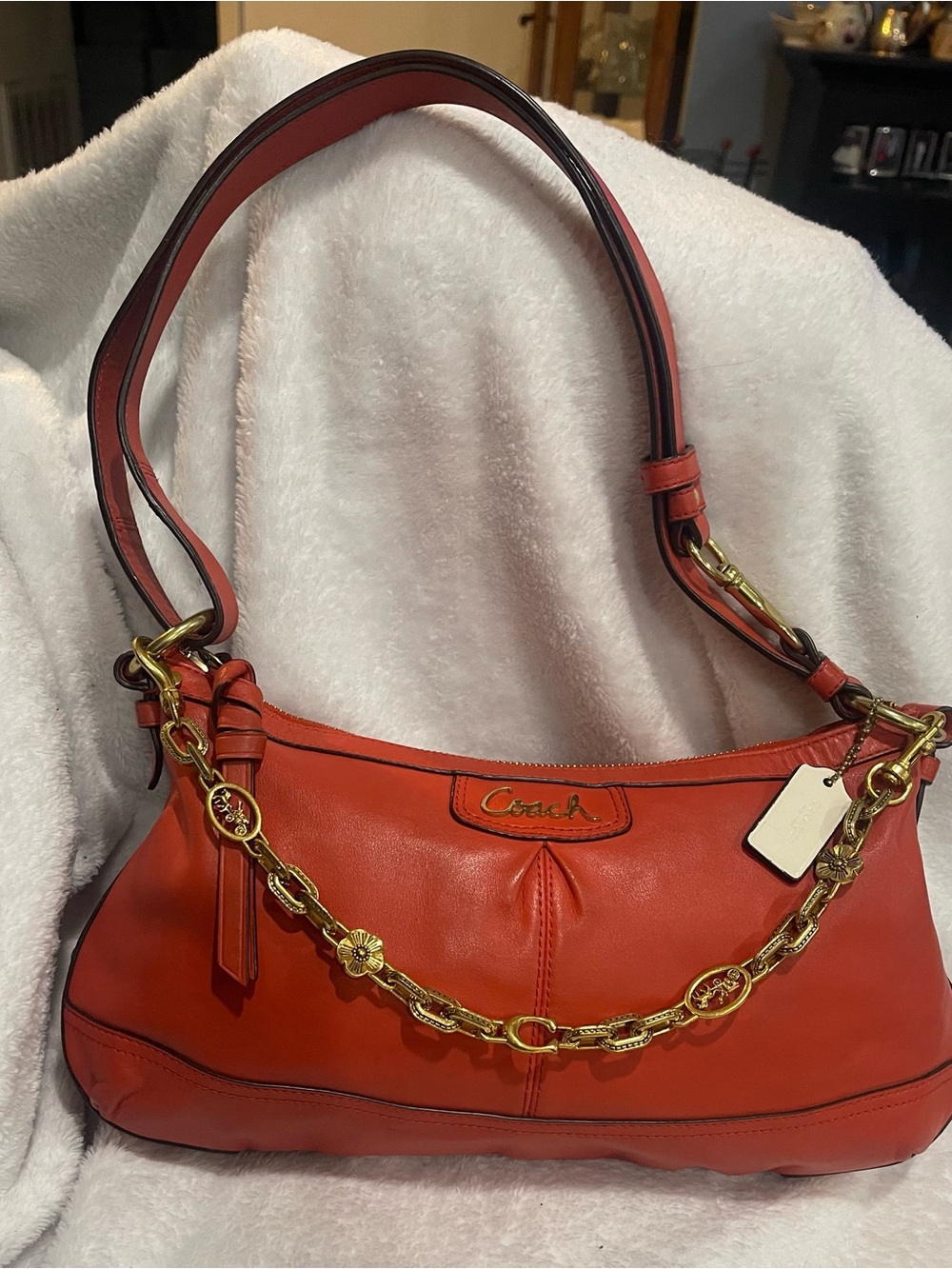 Coach Coral Leather Adjustable Shoulder Bag with Gold Fashionable Chain